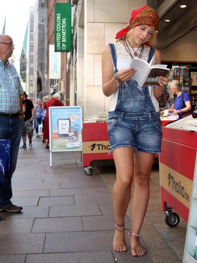 1024080316892203853 (10).jpg