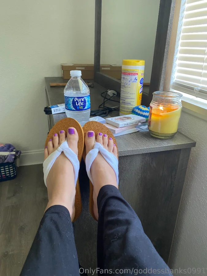 1096590916_Go buy ur goddess something of my Amazon wishlist 💦👣🥹_02_3024x4032_23802c2918b98d8...webp