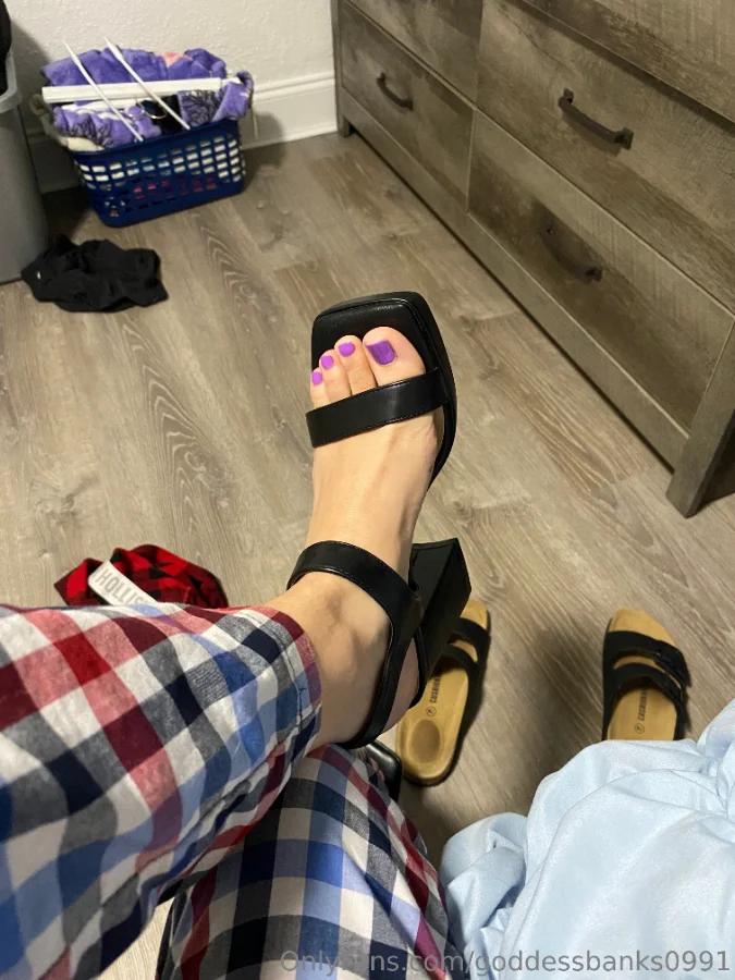 1104299148_New heels 👠_03_3024x4032_c2bd938655cee63ead9378b41c157c47.webp