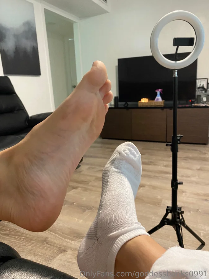 1114423351_Another day with beautiful feet_07_3024x4032_50cd33186581e145b80e88af496e2f07.webp