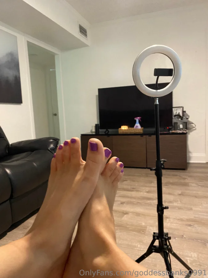 1114423351_Another day with beautiful feet_11_3024x4032_ec6cf8548cedd9a78d7ce8d2b3782751.webp