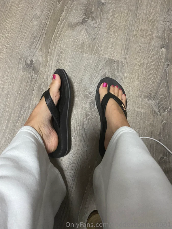 1159984333_New sandals 🩴_03_3024x4032_4714fd40a0b8757e1bece6d8c0315e04.webp