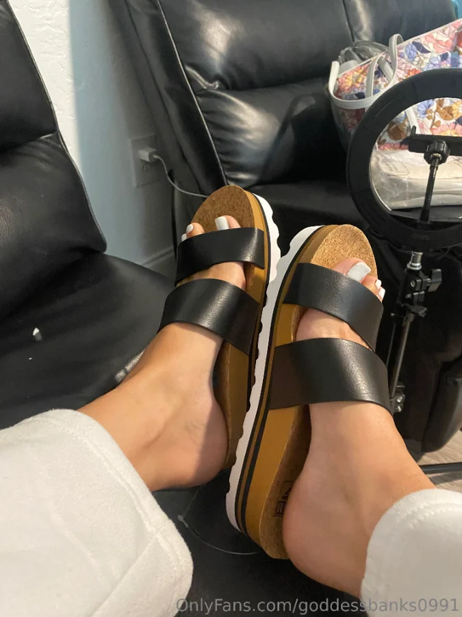 1186410961_Who likes the new shoes __06_3024x4032_344edbff79b176e856fb86e1532b3eee.webp