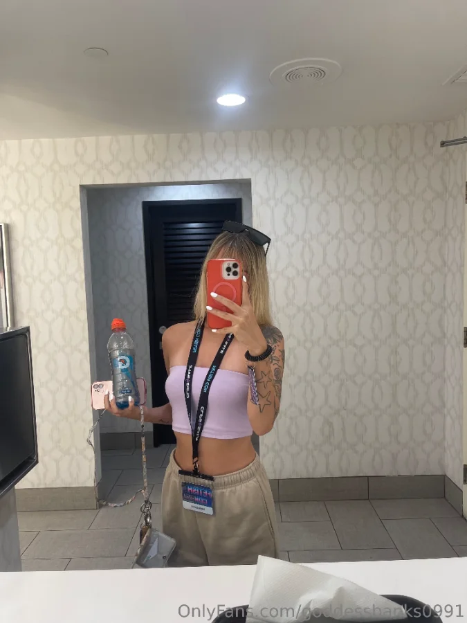 1213874553_Fetishcon 🤩🎬_03_3024x4032_85b1e181f98018d1b9bf8f9ecd60cf8b.webp