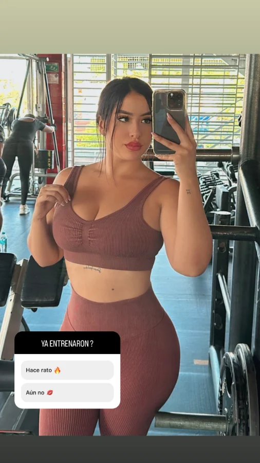 56015018472's2024-9-18-19.42.763 story.webp