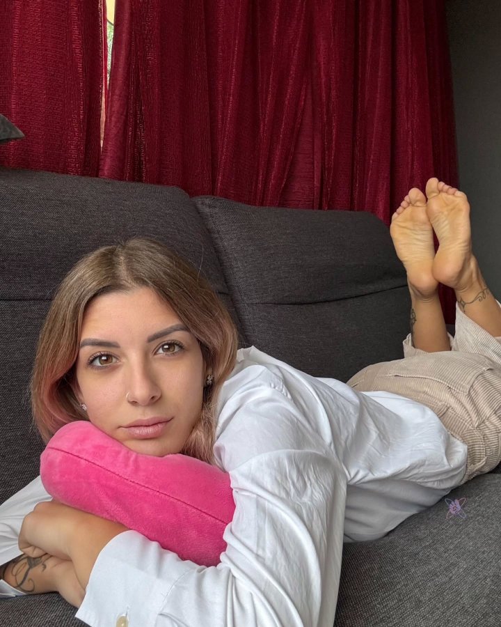 5872000680549793667 (3).jpeg