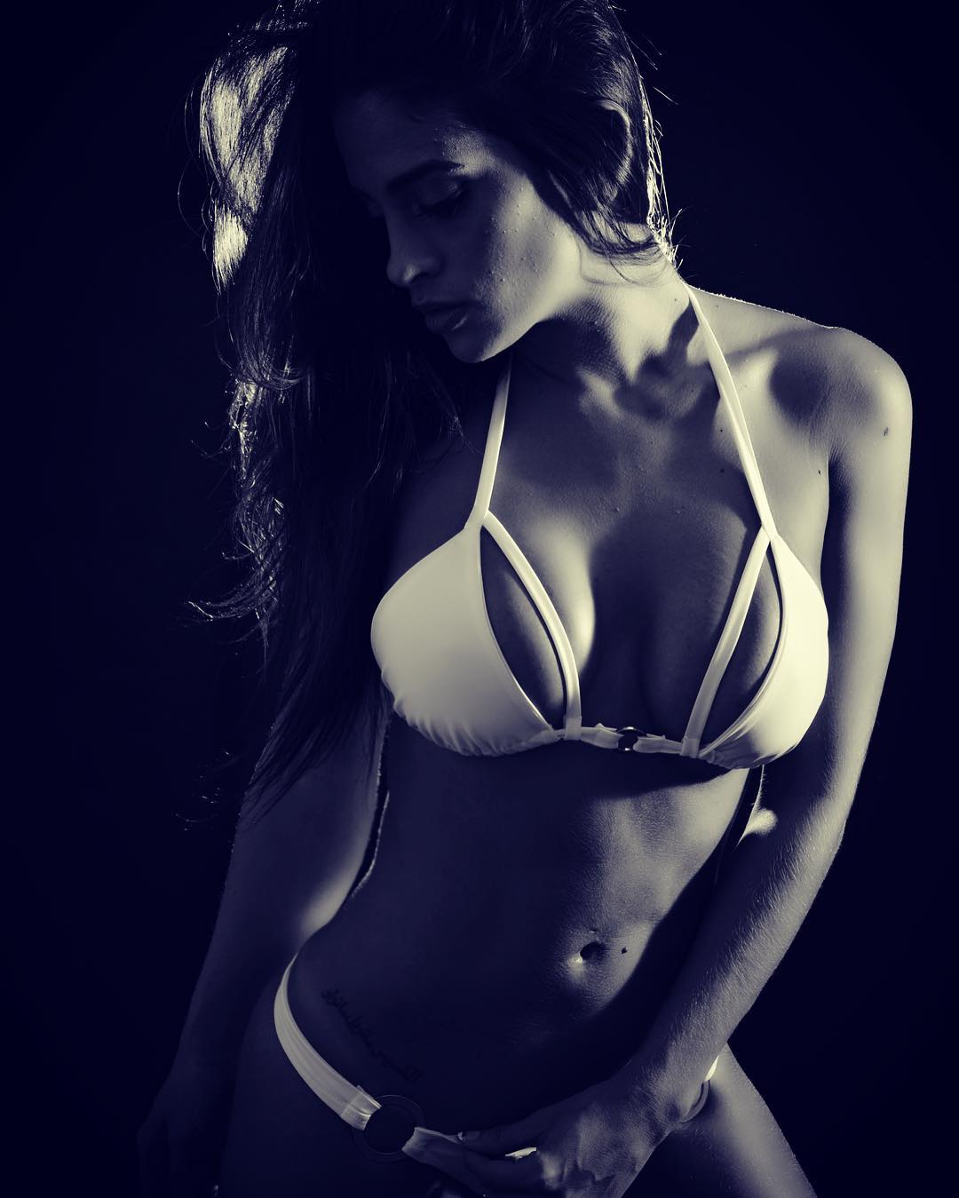 alejaisazaz - BMrv-blgJfw.jpg