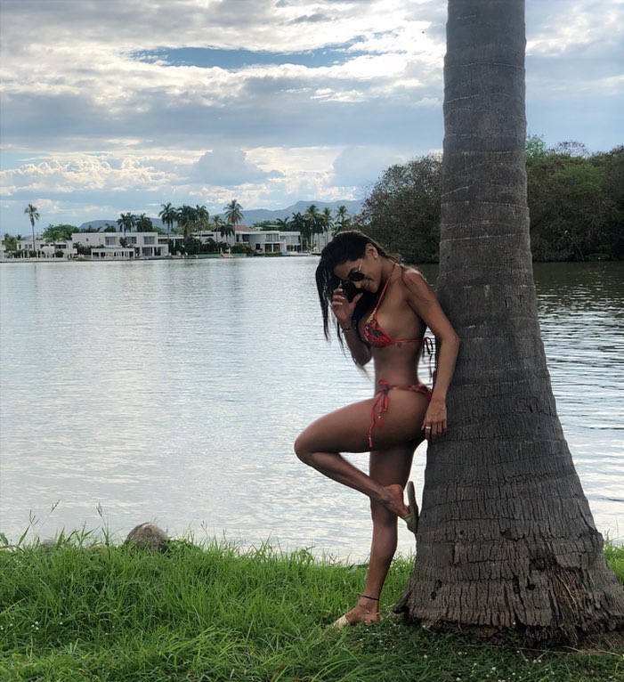 alejaisazaz - Bn6-gm1FgfL.jpg