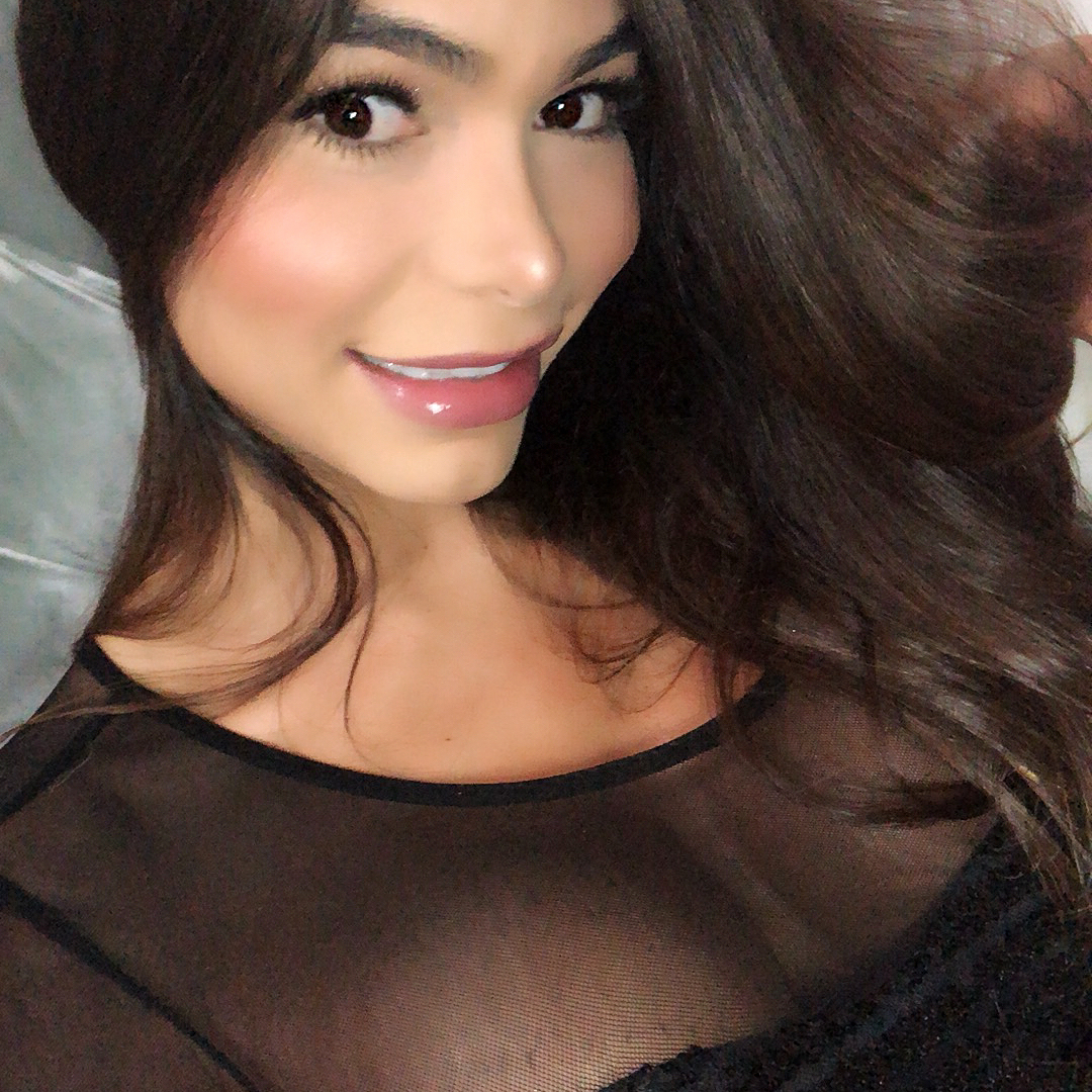 alevasquez_23 - Bh4FKkhhwDz_Bh4E8QVlD_c.jpg