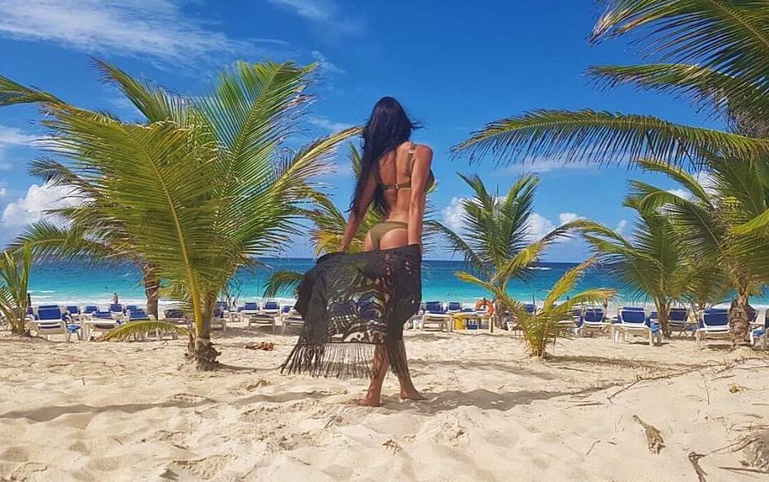 alevasquez_23 - BWkySuklm4a.jpg