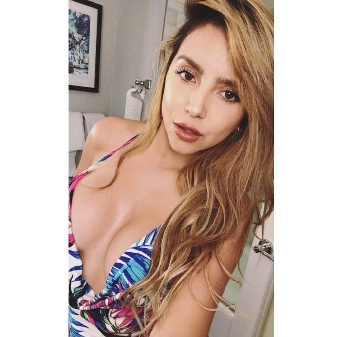 colombianas.oficial - BZUugc3DFaK.jpg