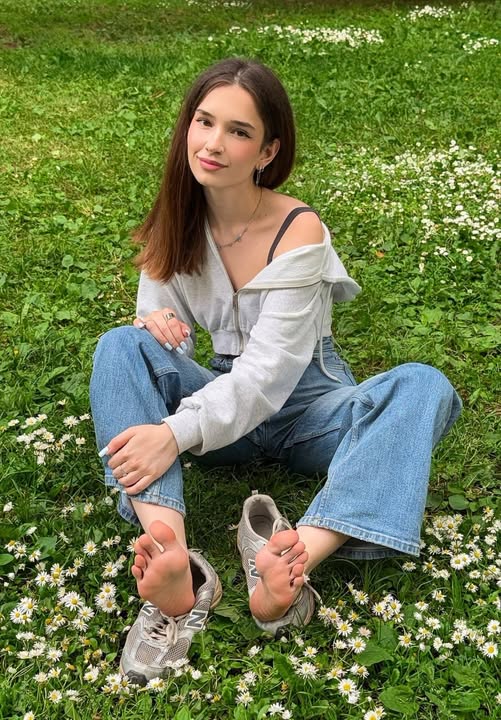 D45RYGER343TGWT444 (2).jpg