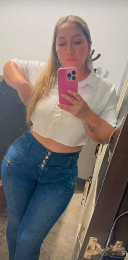 Imagen de WhatsApp 2025-12-06 a las 20.56.37_3c441446.webp