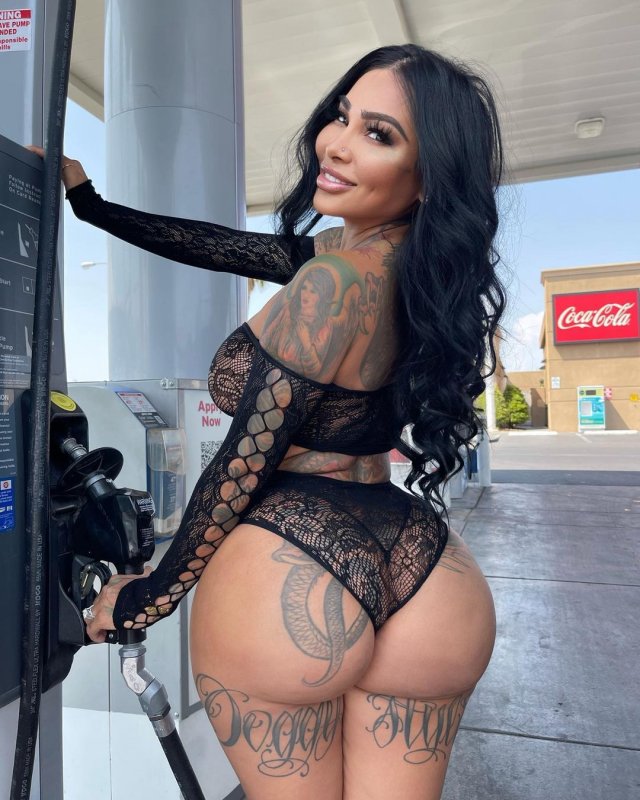 imbrittanya-___CSkSCb9phKa___-1.jpg