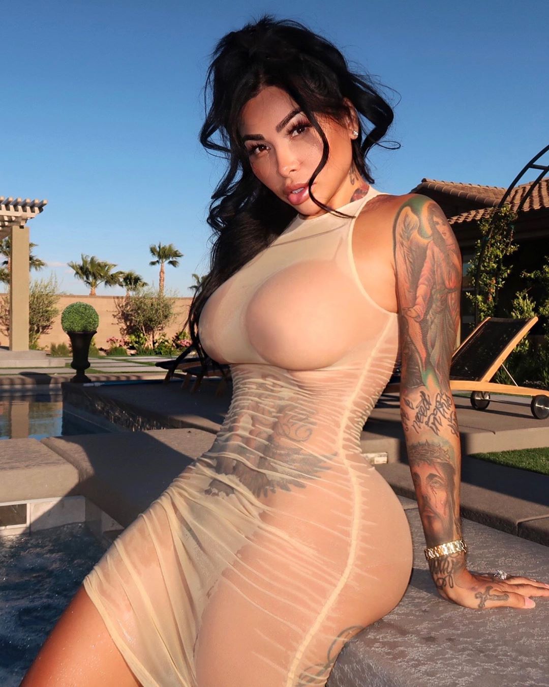 imbrittanya_1-___B_DtVeoA8xH___-.jpg