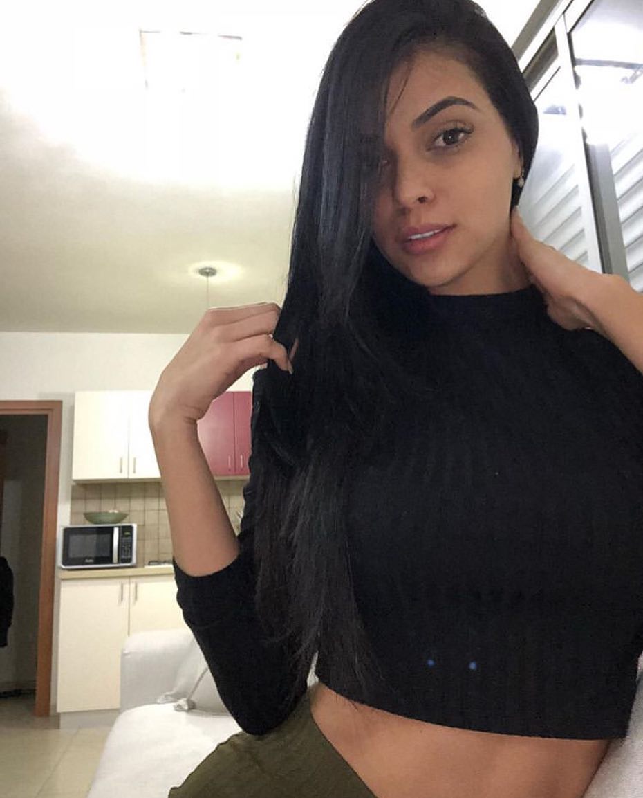 isabellaobregonn - Bsbn48OnTm2.jpg