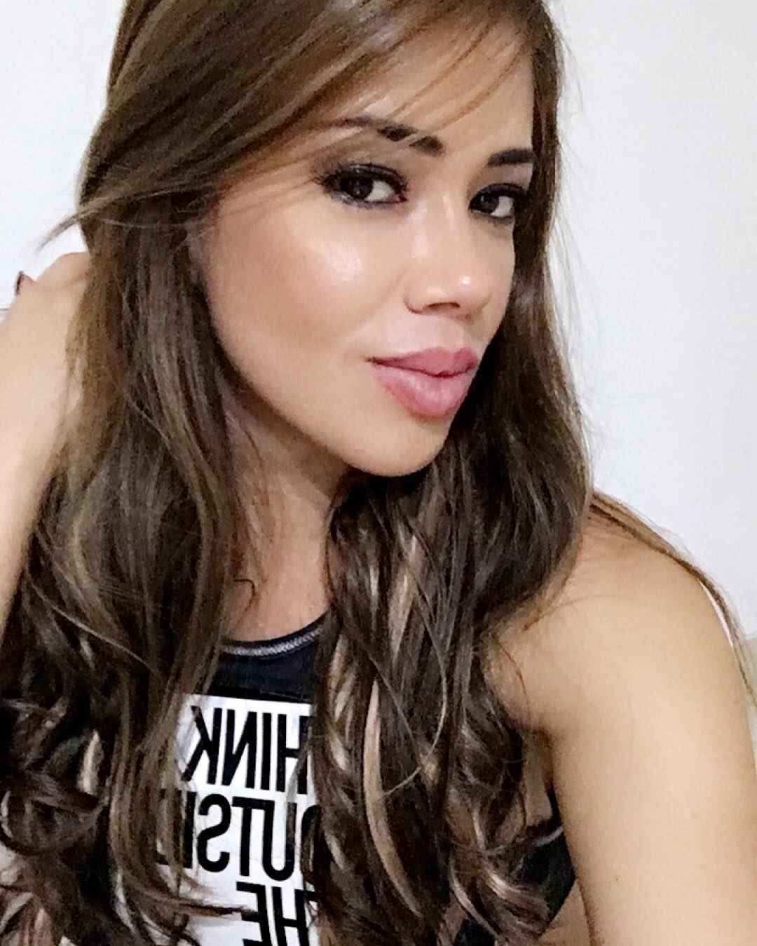 isazamariana - BH5HRDuDgWK.jpg