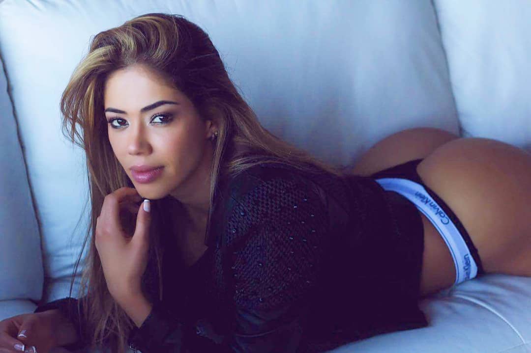 isazamariana - BhfECe6g3XT.jpg