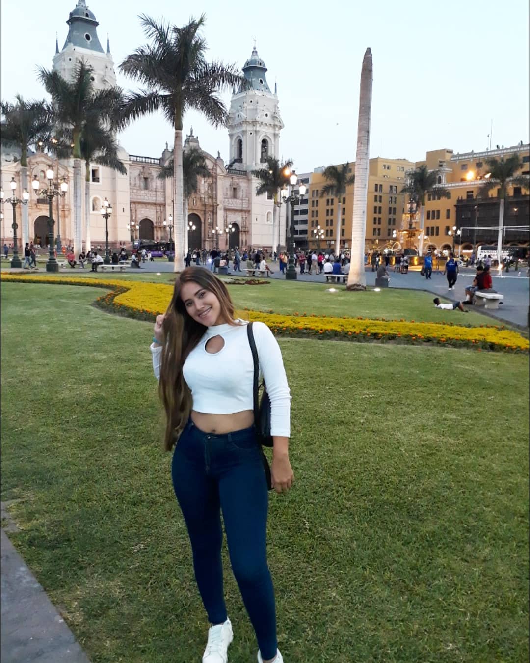 judacnyrondon - BiCTg_ChscN.jpg