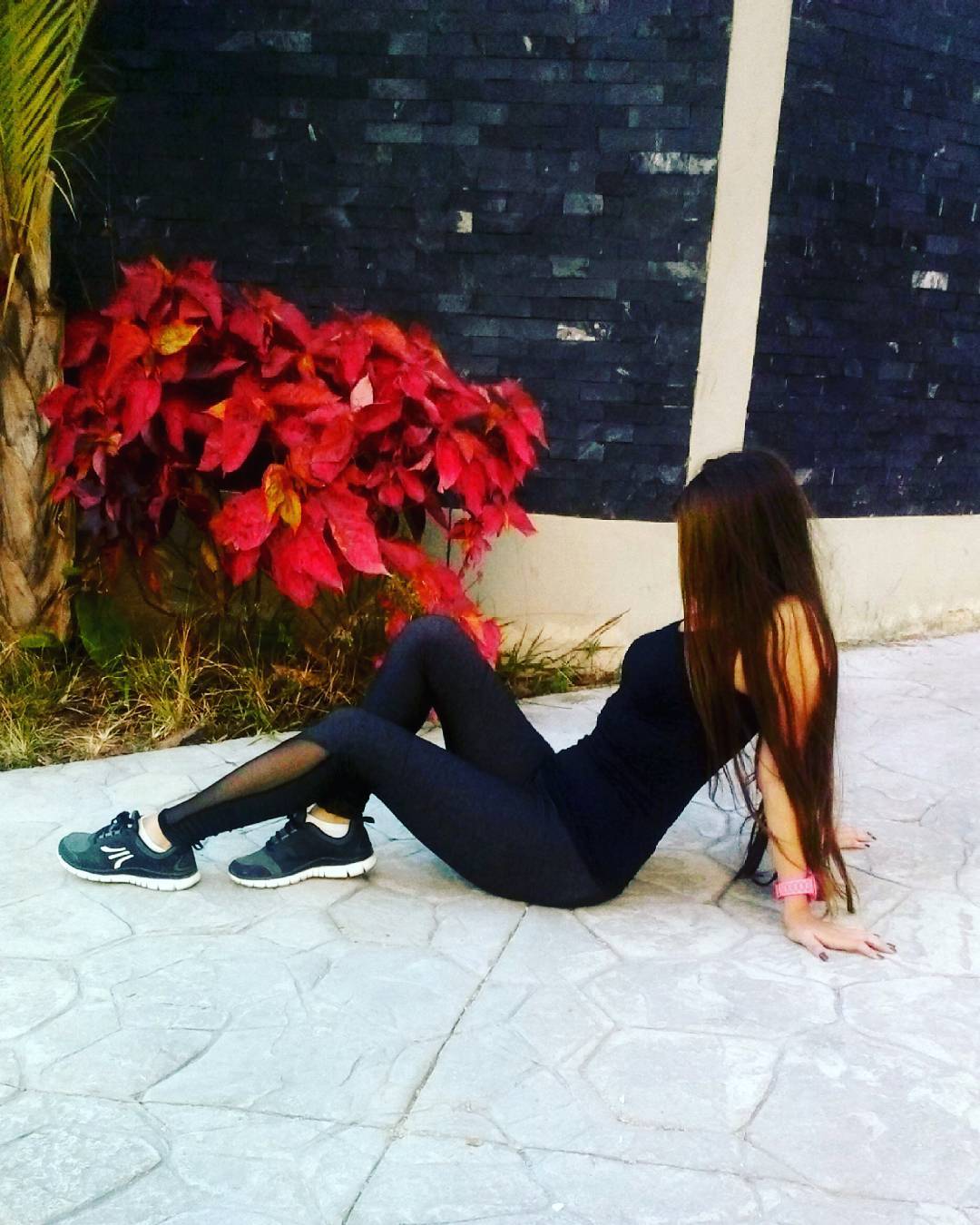 judacnyrondon - BJHHUV3AwTh.jpg