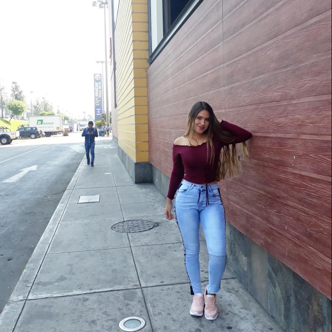 judacnyrondon - BjLNG18huIv.jpg