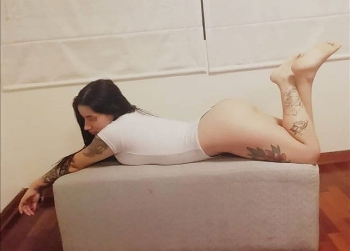 llamar 916875644.jpg