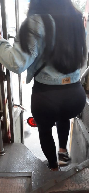 Screenshot_20210127-005753_Video Player.jpg