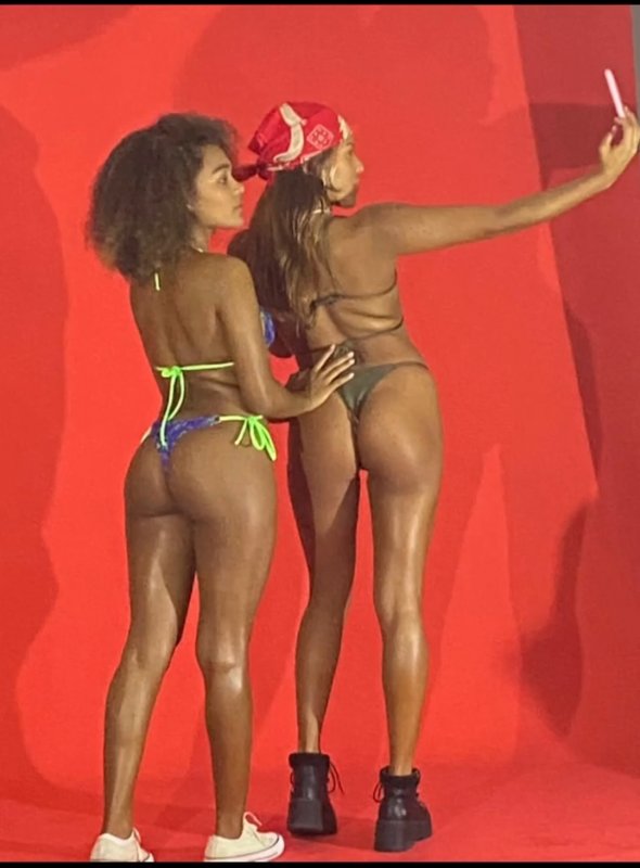 Screenshot_20220531-100813_Video Player.jpg