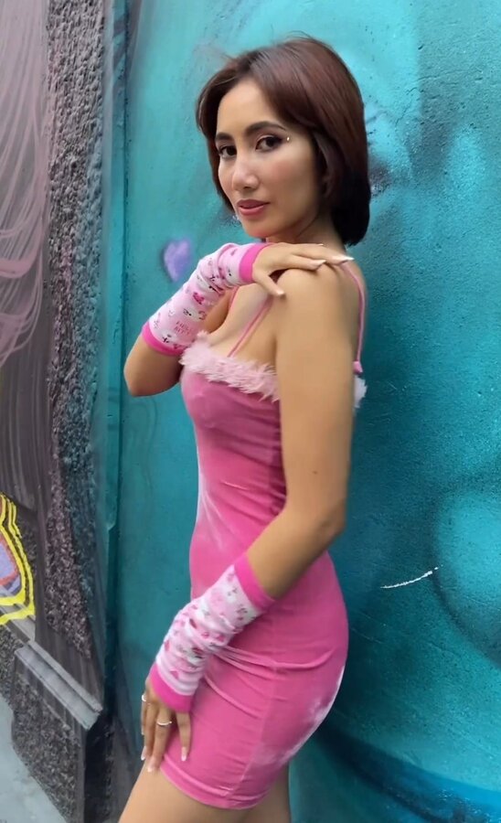 Screenshot_20230513_091749_Video Player.jpg