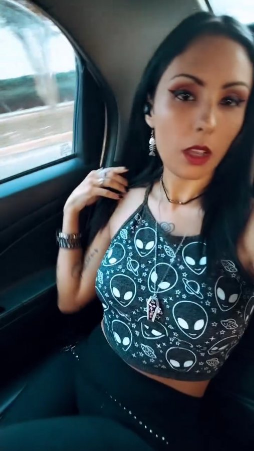 Screenshot_20250423_070831_Video Player.jpg