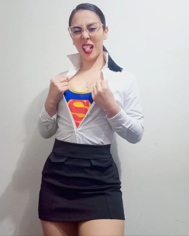 secretary-to-supergirl-set-by-v0-8xya26ryc75b1.