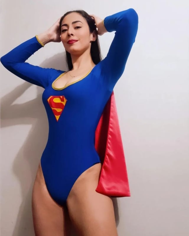 secretary-to-supergirl-set-by-v0-cabah6ryc75b1.