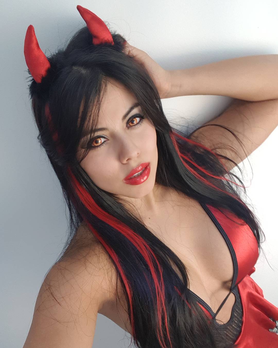 steffyofficial - Ba1DVzgh8GP.jpg