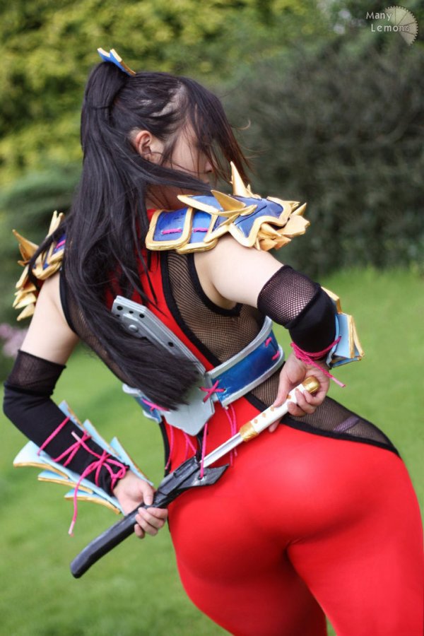 Taki Cosplay.jpg