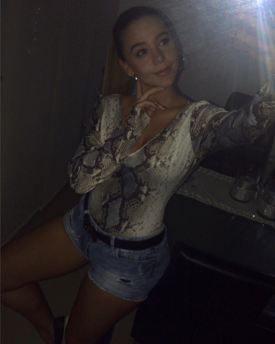 vrpo08 - BrL-qrZHsUf.jpg