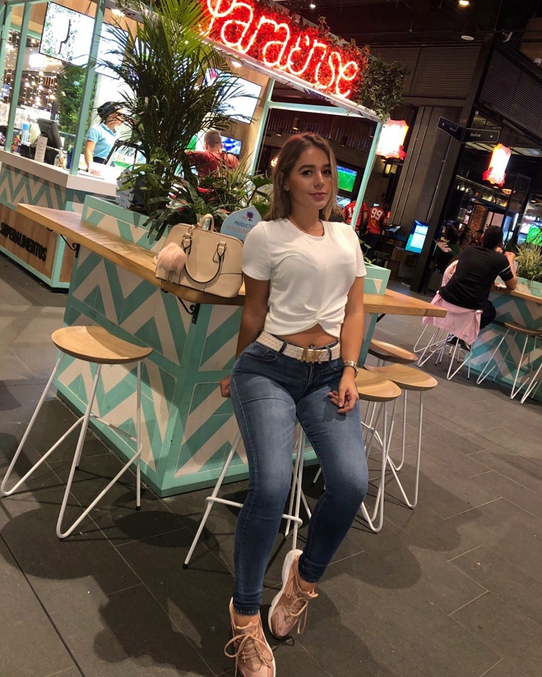 vrpo08 - BsM4XPhnone.jpg